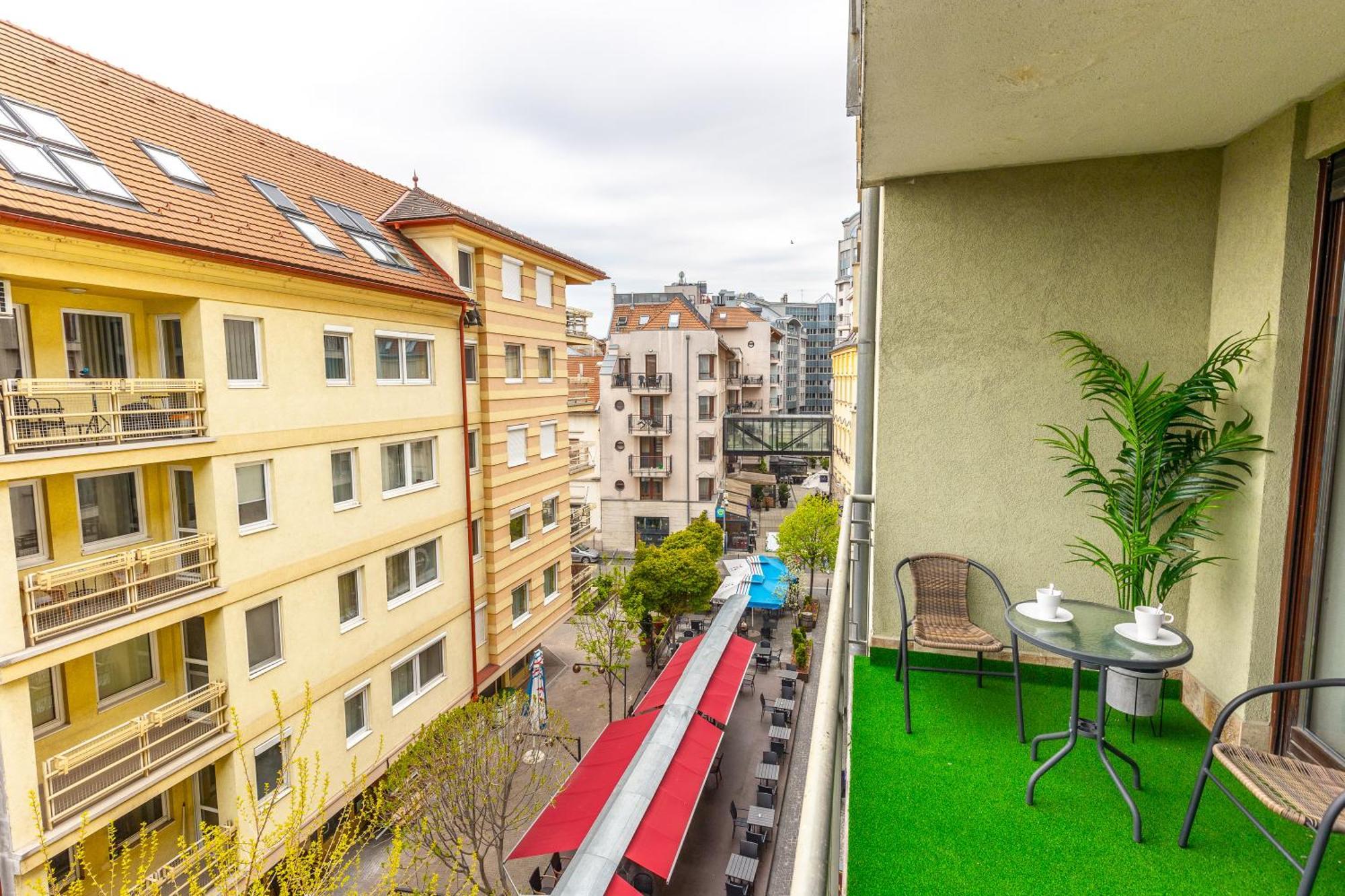 Kazinczy 52 B Apartment Budapeste Exterior foto